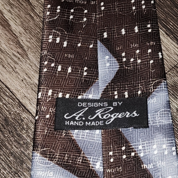 Men's Tie - Music Notes - Picture 2 of 5